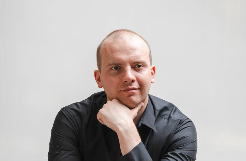 Иван Серебряков: Голос поколения, которое ценит искренность. Иван Серебряков